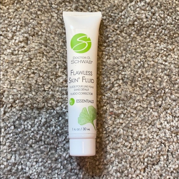 Other - Flawless Skin Fluid